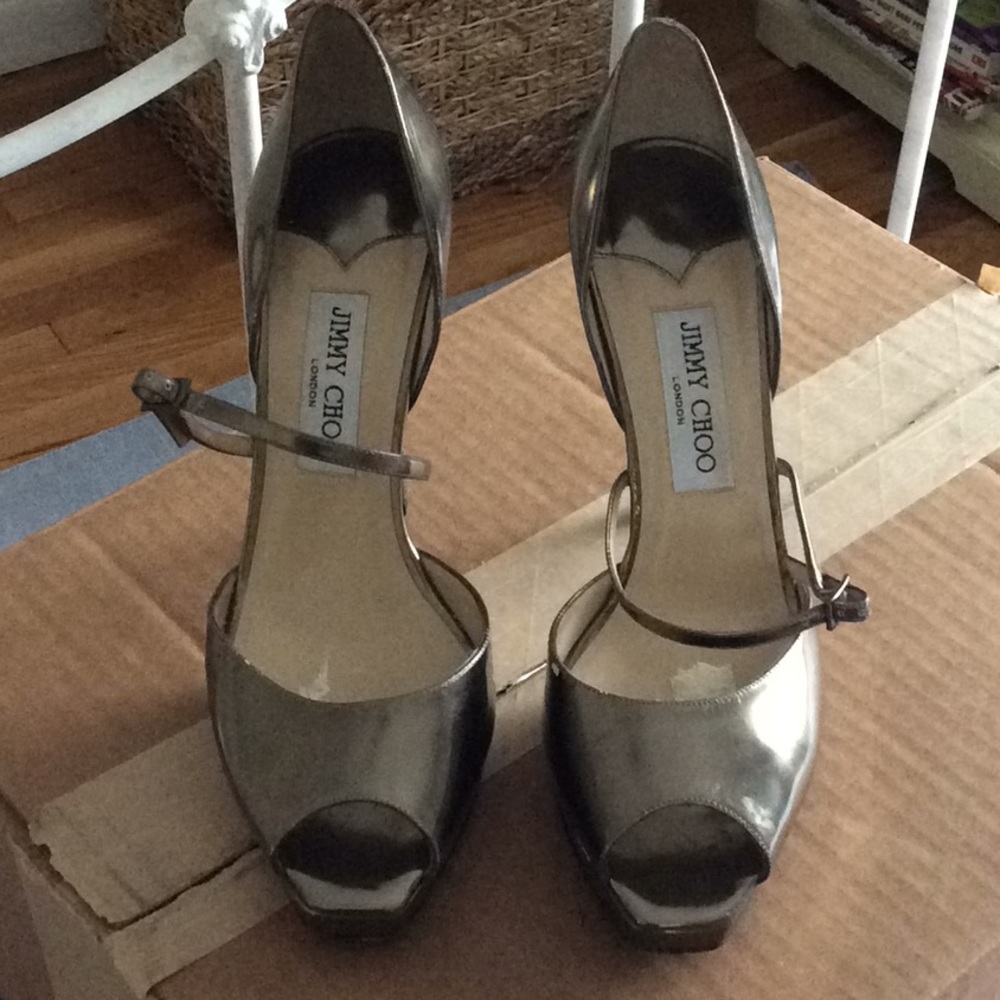 Size 39 Jimmy Choo gold platform Dorsey with strap